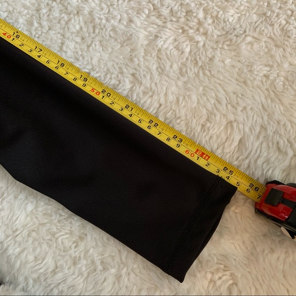 Y7 Studio Yoga In Darkness Find Light Leggings - Picture 4 of 8